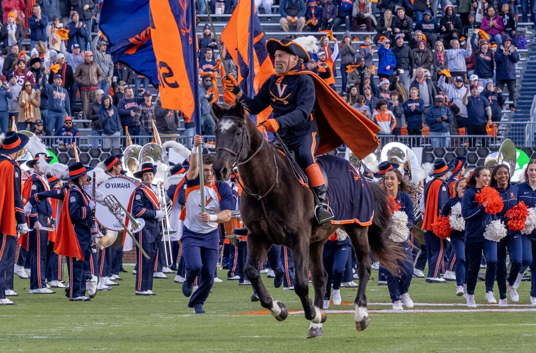 VT vs VA 21 football_8.jpg
